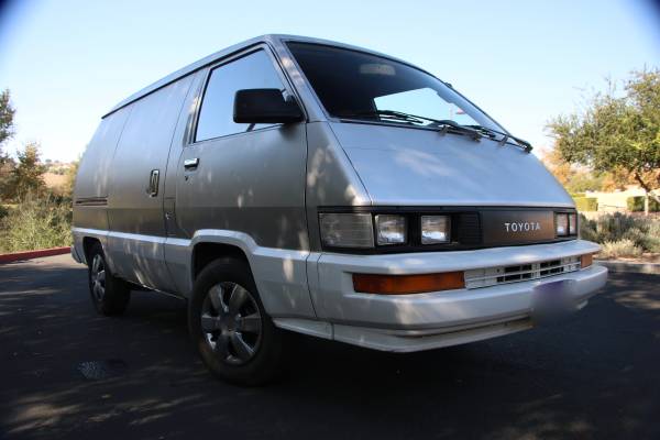 Toyota Cargo Vans For Sale - 4 Listings 