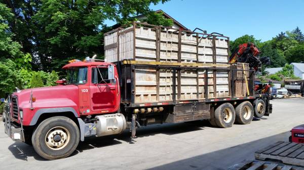 2002 MACK PALFINGER PK 32000 KNUCKLE BOOM CRANE CONCRETE FORM TRUCK 